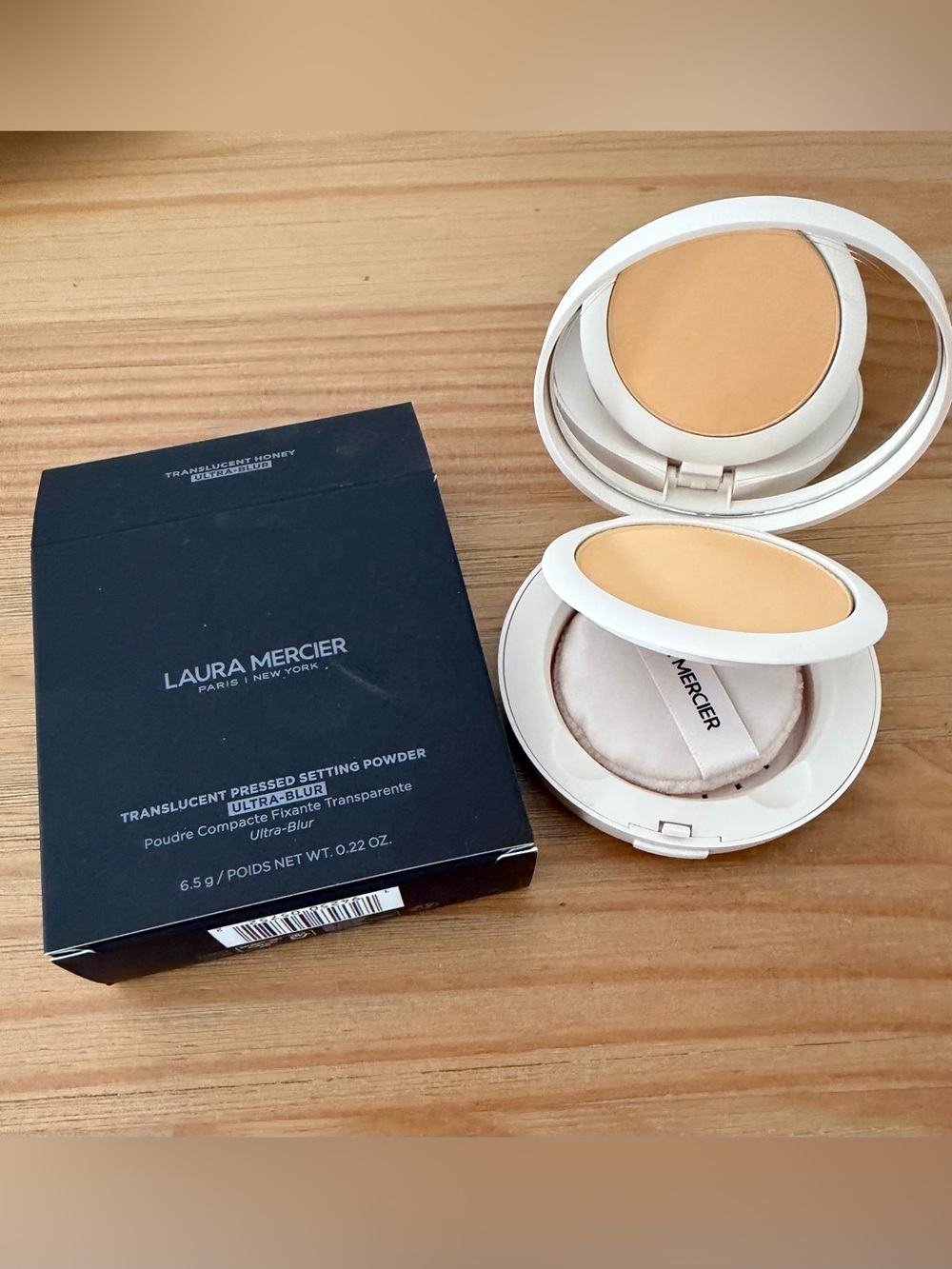 Brand New Laura Mercier Translucent Pressed Setting Powder - Honey